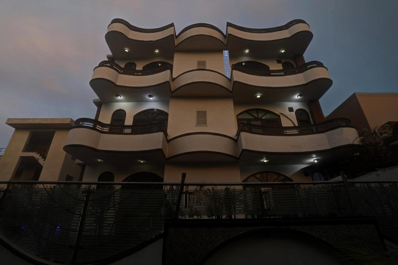 Townhouse The Premier View Near Iskcon Temple Noida Hotell Eksteriør bilde